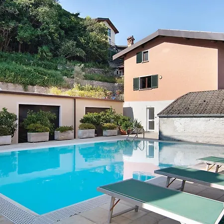 Villa Eden jacuzzi pool Domaso